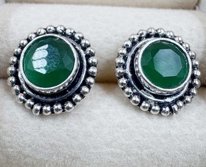 Boucles d'oreilles fines en argent sterling 925 avec onyx vert rond fait main, serti clos, pierre précieuse de 8 mm, pour soirée - Product Image 3