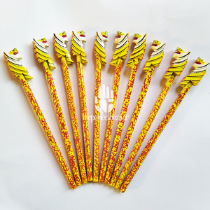 Theperfectbazaar – Coffret de 10 crayons en bois faits main et peints à la main, portables, cadeaux de bienvenue pour enfants et cadeaux d'entreprise - Product Image 1