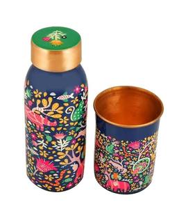 Botella de Agua de Cobre con Diseño de Bosque Encantado, Juego de Vasos de Cobre con Arte Folclórico de Vida Silvestre, Regalo Ayurvédico, Artículos para Bebidas de Primera Calidad - Product Image 4