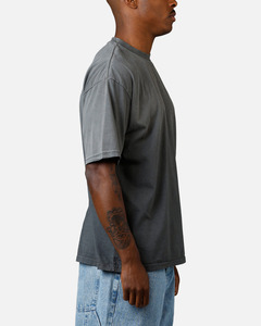 Nouveau T-shirt à col rond gris foncé pour hommes, de haute qualité, fabriqué au Pakistan, matière de qualité supérieure, coupe décontractée, T-shirts pour hommes - Product Image 1