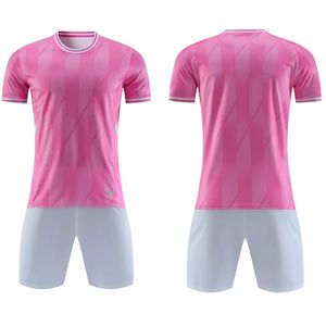 Tenue de football respirante et légère entièrement personnalisable, maillots et shorts de sport, sublimation de haute qualité personnalisée - Product Image 4