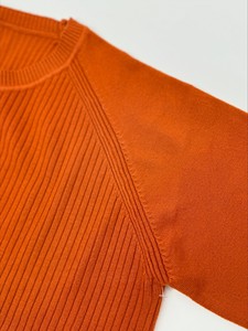 เสื้อสเวตเตอร์คอกลมแขนสั้นแบบลำลองสำหรับผู้หญิงเสื้อสเวตเตอร์ถักแบบสวมหัวสีแอปริคอท - Product Image 5