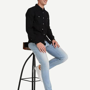 Chemise en jean en tissu durable avec boutons sur le devant et design pratique, chemise en jean élégante pour tous les jours - Product Image 3