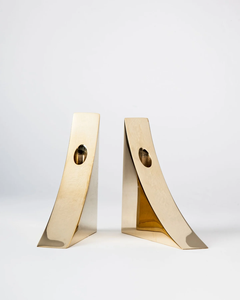 Porte-bougie artisanal en laiton doré de qualité supérieure - Centre de table de luxe finition or pour mariages, Pâques et événements festifs 1 - Product Image 3