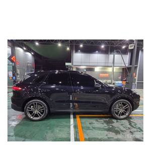 Porsche Cayenne 3.0 2024 avec boîte automatique, sièges en cuir, caméra de recul, 65 000 km, conduite à gauche - Product Image 5