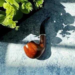 Pipa de Fumar de Madera Hecha a Mano, Reutilizable, Portátil, Tipo Curvo, Pipa de Tabaco de Madera Natural, Diseño Clásico, Acabado Liso y Duradero - Product Image 1