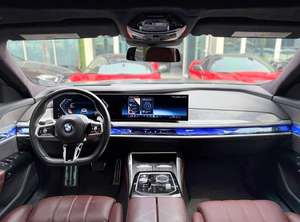 บีเอ็มดับเบิลยู ซีรีส์ 7 รุ่น 760i xDrive M Sport ปี 2023 มือสอง - Product Image 4
