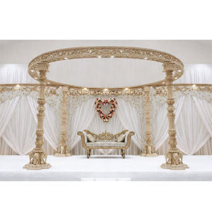 Elegante y Moderno Mandap con Pilares Tallados en Forma de Elefante para Bodas Hindúes, Base de Madera Tradicional Personalizada, Diseño Ligero, Australia - Product Image 1