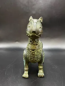 Brûleur d'encens Bakhoor d'inspiration traditionnelle avec une forme élégante pour les rituels quotidiens d'Oud - Product Image 2