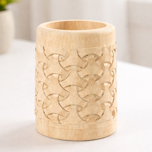 Taza de Madera Tallada a Mano con Diseño de Patrón Geométrico Autoadhesiva para Celebraciones de Diwali - Product Image 1