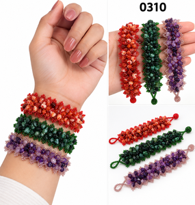 กำไลข้อมือลูกปัดแก้วแลมป์เวิร์คสไตล์วินเทจ ประดับคริสตัลและเพชรเทียม สีแดงหลากสี ทำด้วยมือ ยืดหยุ่นได้ เหมาะสำหรับเป็นของขวัญในงานปาร์ตี้ รุ่นสำหรับทุกเพศ - Product Image 5