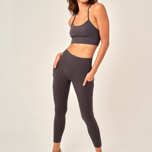 Conjunto Deportivo de 2 Piezas para Mujer, Top y Pantalones de Alta Calidad para Gimnasio, Ropa Deportiva para Entrenamiento, Personalizable con Logotipo, Conjunto de Yoga - Product Image 4