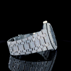 Reloj Deportivo y de Negocios de Primera Calidad con Diamantes Moissanite, Cuarzo, Esfera con Números Arábigos Negros, Caja de Acero Inoxidable y Cristal, ETA - Product Image 5