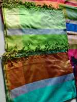 Écharpes en soie traditionnelles, tissu en soie pure tissé