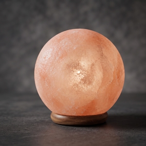 Lampe en forme de boule de sel rose de l'Himalaya artisanale, cristal de roche naturel, veilleuse pour chambre à coucher et salon - Product Image 5
