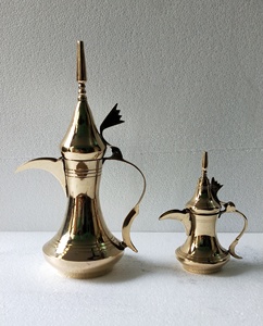 กาต้มกาแฟและชาแบบดัลลาห์ทองเหลืองดีไซน์เนอร์ ดูไบ ขนาดใหญ่พิเศษ 6 ฟุต สไตล์อาหรับ-ตุรกี คุณภาพพรีเมียม อุปกรณ์ชงกาแฟและชา - Product Image 6