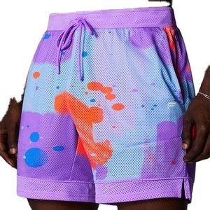 Short de sport d'entraînement OEM pour hommes 100% polyester léger respirant maille remaniée solide pour basket-ball sports course à pied - Product Image 1