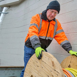 Veste de travail d'hiver haute visibilité en gros, orange et noir, 100 % polyester, pour homme, à capuche, avec poches avant, respirante et coupe-vent - Product Image 6