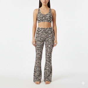 Ensemble de yoga sublimé imprimé zèbre marque privée, 2 pièces : soutien-gorge de sport et leggings froncés taille haute pour femme, grandes tailles, pour la gym et l'entraînement - Product Image 1