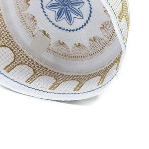 Chapeau de prière pour homme de qualité supérieure, chapeau de prière pour homme de qualité d'exportation, chapeau islamique Kufi confortable et doux, fournisseur pour commandes en gros - Product Image 5