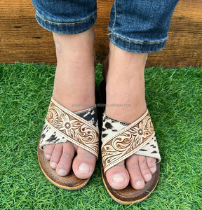 New Arrival Vintage Stylish Custom Design <b>Women</b> High Quality Real Genuine Cow Leather Cross Sandals Fashion Outdoor Flat Casual - Product Image 3
