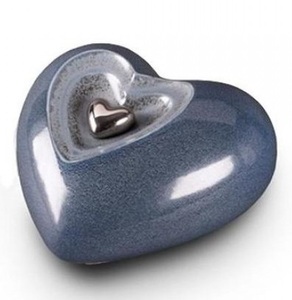 Urne funéraire miniature en forme de cœur bicolore bleu pour cendres, cœur pour cendres funéraires en métal laiton/aluminium - Product Image 1