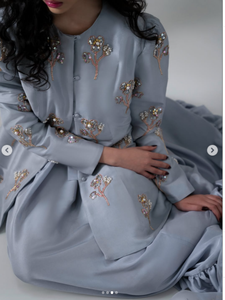 SADIA AUN HUTE COUTURE Kurta/Kurti de Seda para Mujer, Elegante, Transpirable y de Secado Rápido, Corte Regular, Informal, para Salón - Product Image 2