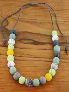 Collier multicolore en résine perlée, bijou rond tendance, accessoire de mode pour mariage - Product Image 2