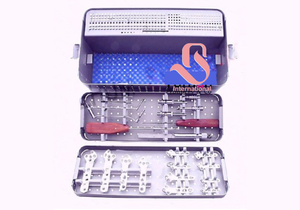 Kit d'implants orthopédiques vétérinaires TPLO BISONS en acier inoxydable 2.7/3.5mm avec plaques de blocage et instruments chirurgicaux certifiés CE - Product Image 4