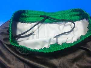 Shorts de Muay Thai sur mesure, confortables, flexibles et parfaits pour l'entraînement et le fitness. - Product Image 3