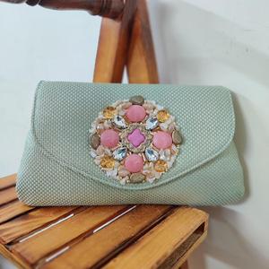 Bolsos de Mano Hechos a Mano para Mujer y Monederos de Cuentas Bordadas para Niñas, Bolso de Mano Hecho a Mano para Mujer - Product Image 1