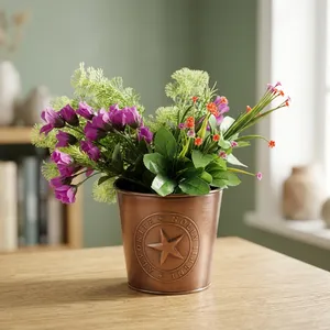 Pot de fleurs rond en métal rétro de conception artisanale, petit, fait à la main, décoratif, avec un motif étoile, pour une utilisation en intérieur et en extérieur - Product Image 1