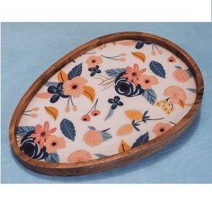 Plato de madera artesanal impreso con esmalte, para bodas, catering, hogares, hoteles y restaurantes, plato para servir comida de madera de mango. - Product Image 1