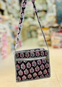 Quilted Floral Cotton Crossbody <b>Bag</b> Quilted Shoulder Purse Zipper Crossbody Handbag for Travel Daily Use - Product Image 3