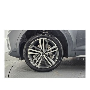 Audi Q5 45 TFSI quattro Premium 2023, 32 275 km, conduite à gauche, sièges en cuir, caméra de recul - Product Image 4