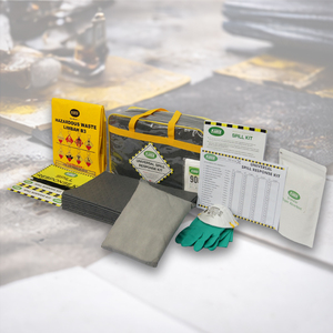 Kit de Derrames Universal Portátil de 10L con Bolsa Flexible |   Kit de Emergencia Ligero para Derrames de Aceite, Combustible y Productos Químicos - Product Image 1