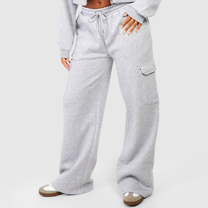Ensemble de survêtement cargo d'hiver personnalisé pour femme, avec haut à col montant et pantalon de jogging, 2 pièces assorties, poches respirantes - Product Image 2