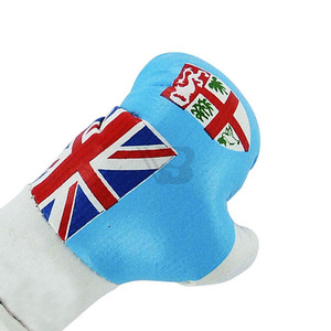 Porte-clés mini-gants de boxe personnalisés avec logo imprimé motif ours, style simple, en acier inoxydable avec motif lapin - Product Image 3