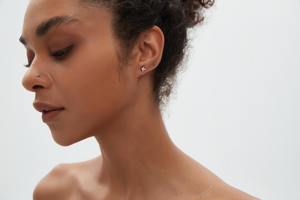 Pendientes de Oro de 14K con Diamante Estrella Cultivado en Laboratorio, Minimalistas, con Rosca para Hélice, Brillantes, Joyería Única, Regalo para Mujer - Product Image 6