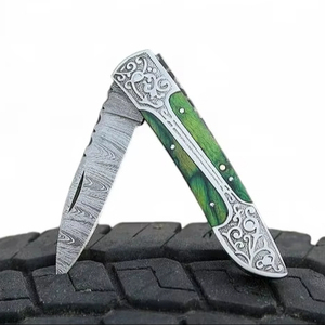 Cuchillo Plegable Multiusos SHARP POINT TRADES, Hoja de Acero de 20.8 cm, Respaldo Recto, Perilla para el Pulgar, Mango de Madera, Diseño Artístico, 0.5 mm, 6.7 pulgadas - Product Image 4