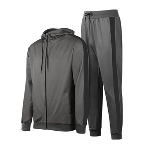 Ensemble de survêtement pour femme vert olive avec veste à capuche zippée et pantalon de jogging à rayures latérales - Product Image 6