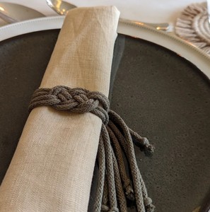 Anneau de serviette en macramé / Ruban pour serviette - Product Image 3