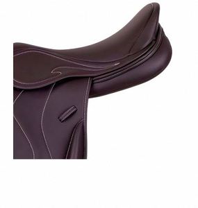 Selle d'équitation anglaise antidérapante pour une assise sécurisée lors des activités équestres. Selle polyvalente et élégante, exportée. - Product Image 4