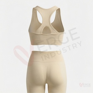 Ensemble 2 pièces de yoga pour femme, bleu marine côtelé, composé d'un crop top à manches longues et d'un short taille haute, avec décolleté carré et bretelles spaghetti - Product Image 2