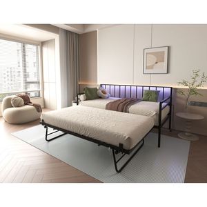 Lettino Matrimoniale con Luci LED RGB e Stazione di Ricarica, Telaio Regolabile in Altezza, Letto Estraibile Versatile in Metallo - Product Image 1