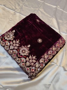 Dupatta de luxe en velours avec broderie lourde en Zari argenté et sequins, bordure festonnée, châle de mariée indien pour femmes, idéal pour les cadeaux - Product Image 2