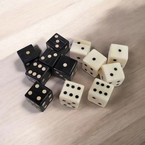 Dados de Seis Caras de Hueso de Cuerno de Búfalo, Pulidos en Blanco y Negro, Cubos de Juego Naturales para Juegos de Mesa y Decoración del Hogar - Product Image 1