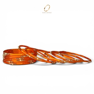 Meilleures ventes de bijoux indiens : Bracelets en verre kashmiri orange en forme de goutte de pluie, plaqués or, avec cristaux, pour mariage et occasions festives, prix de gros - Product Image 4