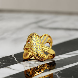 Anillo Sencillo de Flor Dorada |   Diseño Clásico y Elegante de Seis Pétalos |   Oro Amarillo de 2.050 Gramos para Uso Diario - Product Image 3