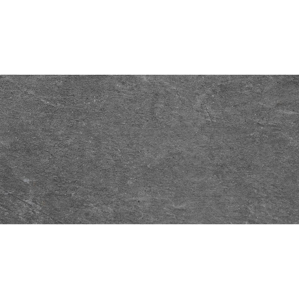 สีเทาเข้ม